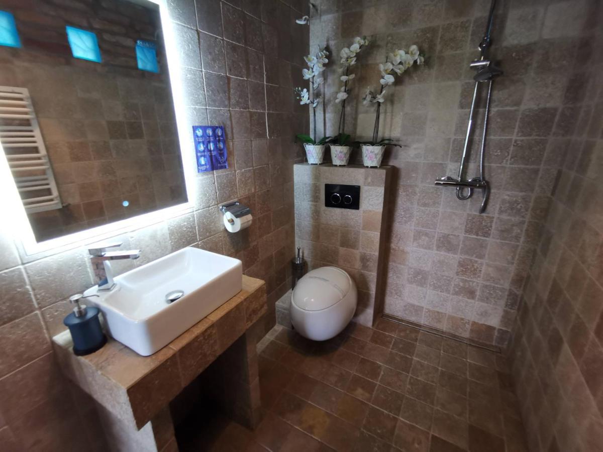 House Of Freedom With Sea View Sauna And Jacuzzi Oslonino 外观 照片